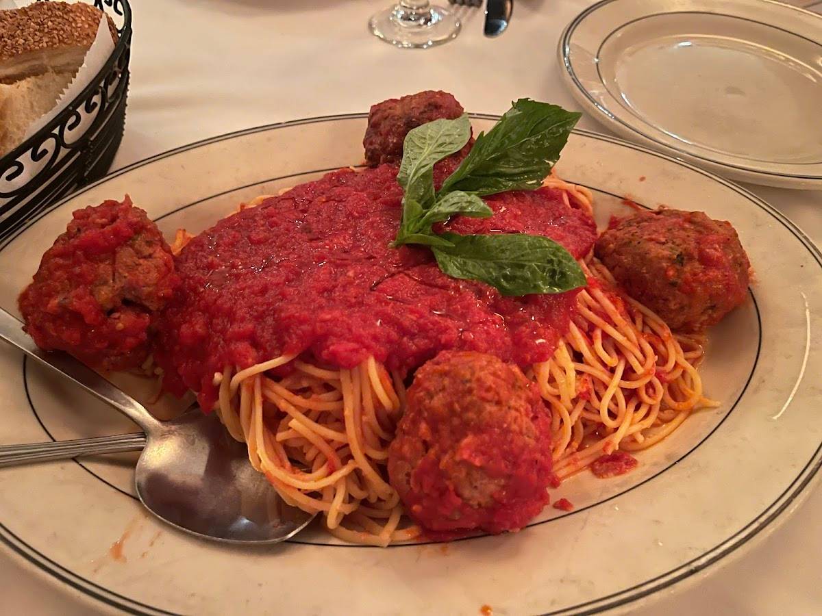 Tony's Di Napoli restaurant in New York - photo 4