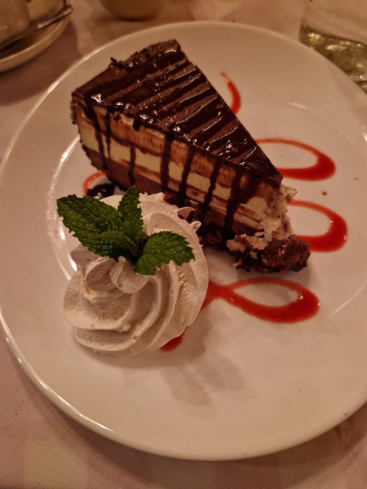 Tony's Di Napoli restaurant in New York - photo 9