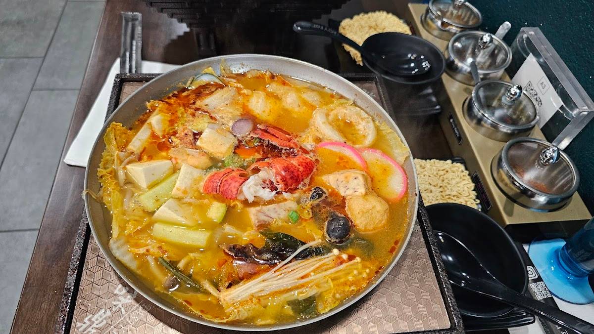 Tasty Pot restaurant in Reno - photo 3