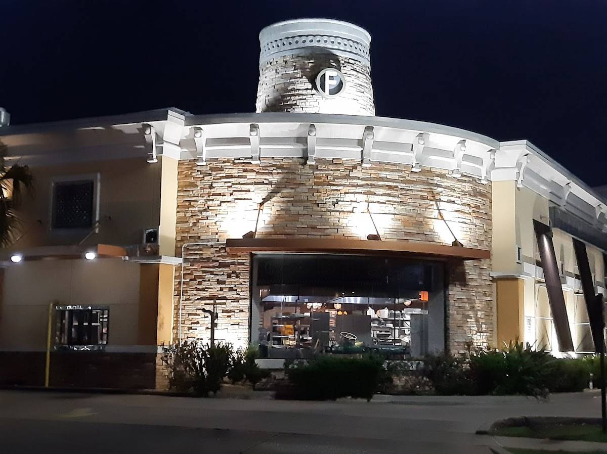 Fadi's Mediterranean Grill restaurant in Houston - photo 6