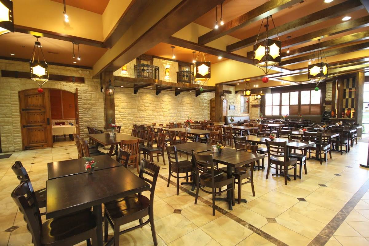 Fadi's Mediterranean Grill restaurant in Houston - photo 8