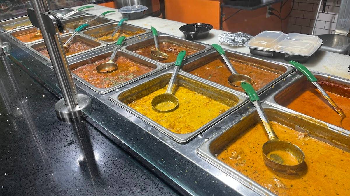 Curry boys (DTLA) restaurant in Los Angeles - photo 3