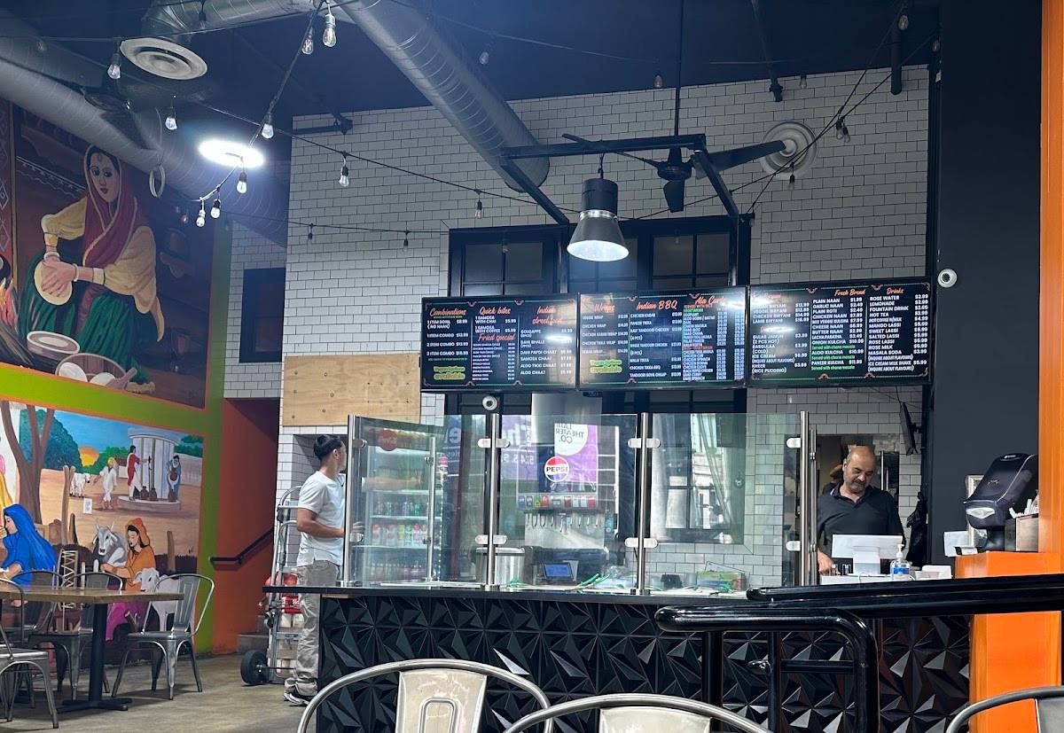 Curry boys (DTLA) restaurant in Los Angeles - photo 5