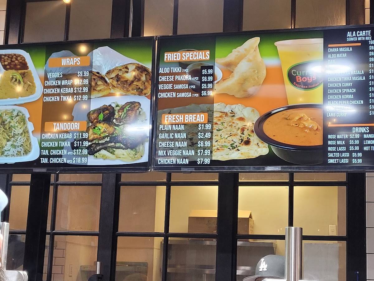Curry boys (DTLA) restaurant in Los Angeles - photo 7