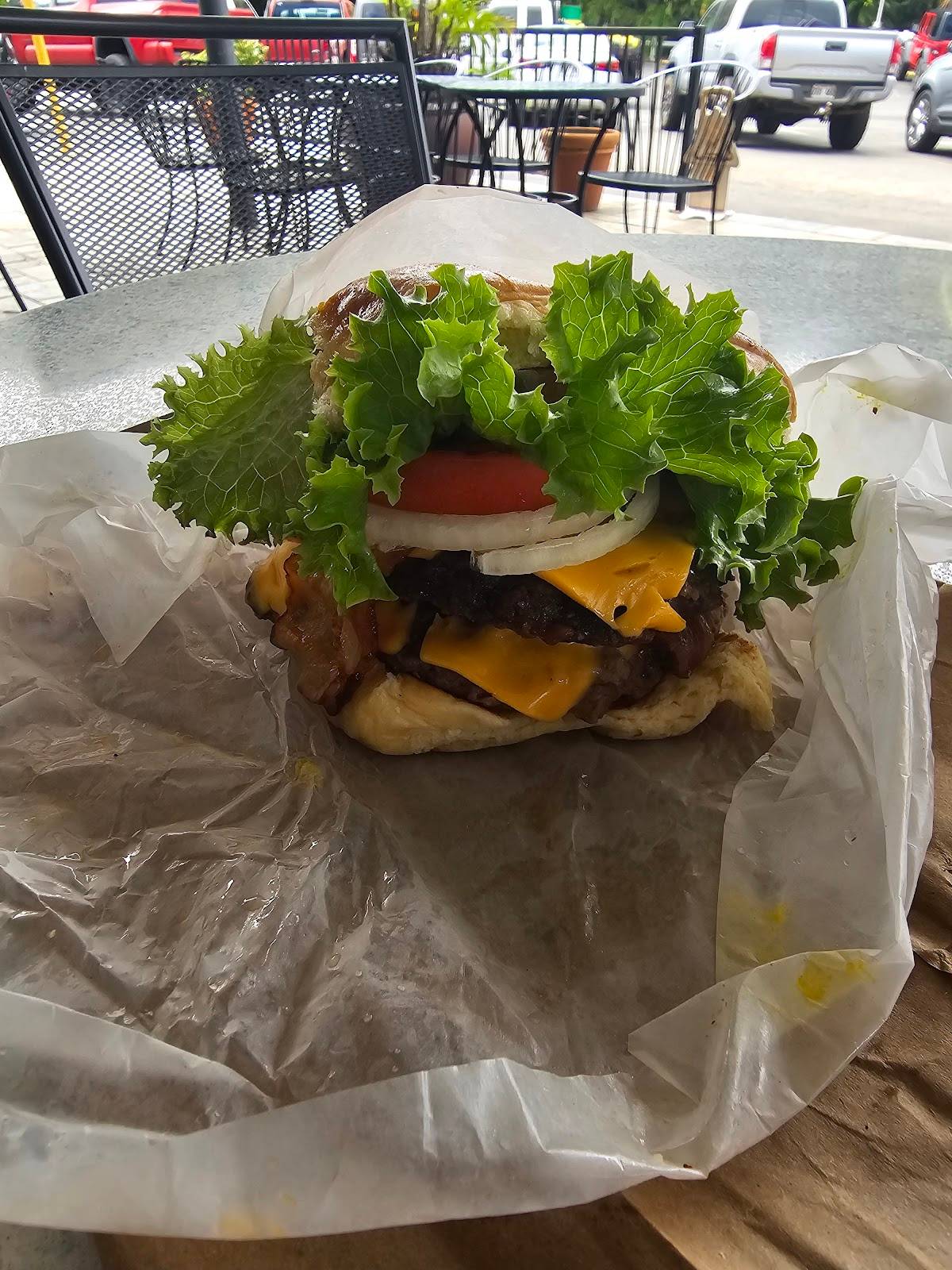 Tex Drive-In restaurant in Honokaa - photo 2