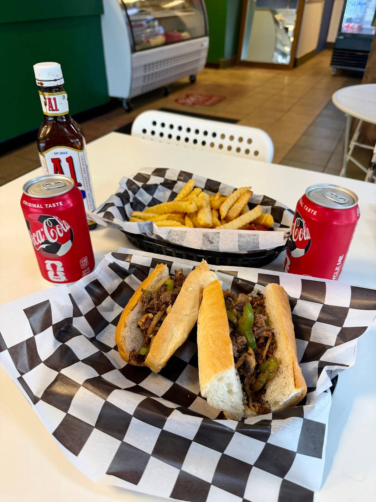 Joe's Deli and Cheesesteaks restaurant in Houston - photo 3