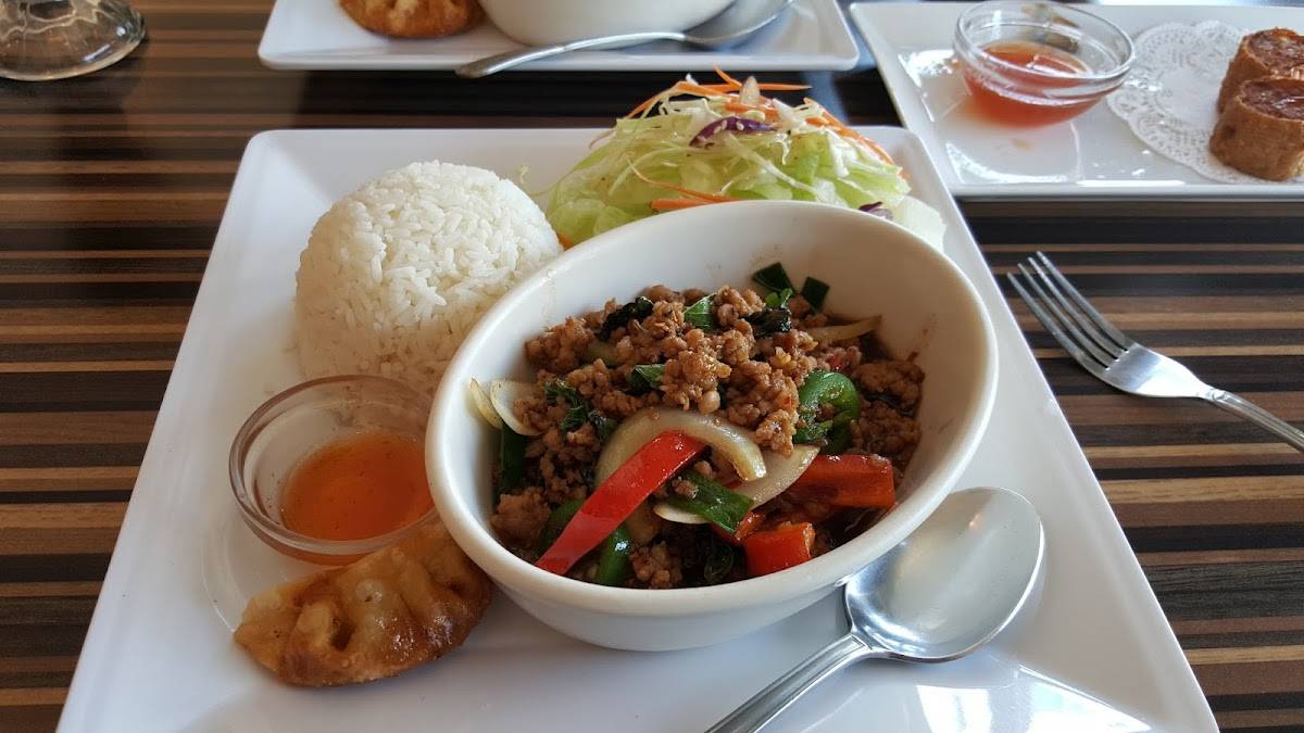 Thai Boom restaurant in Beverly Hills - photo 2