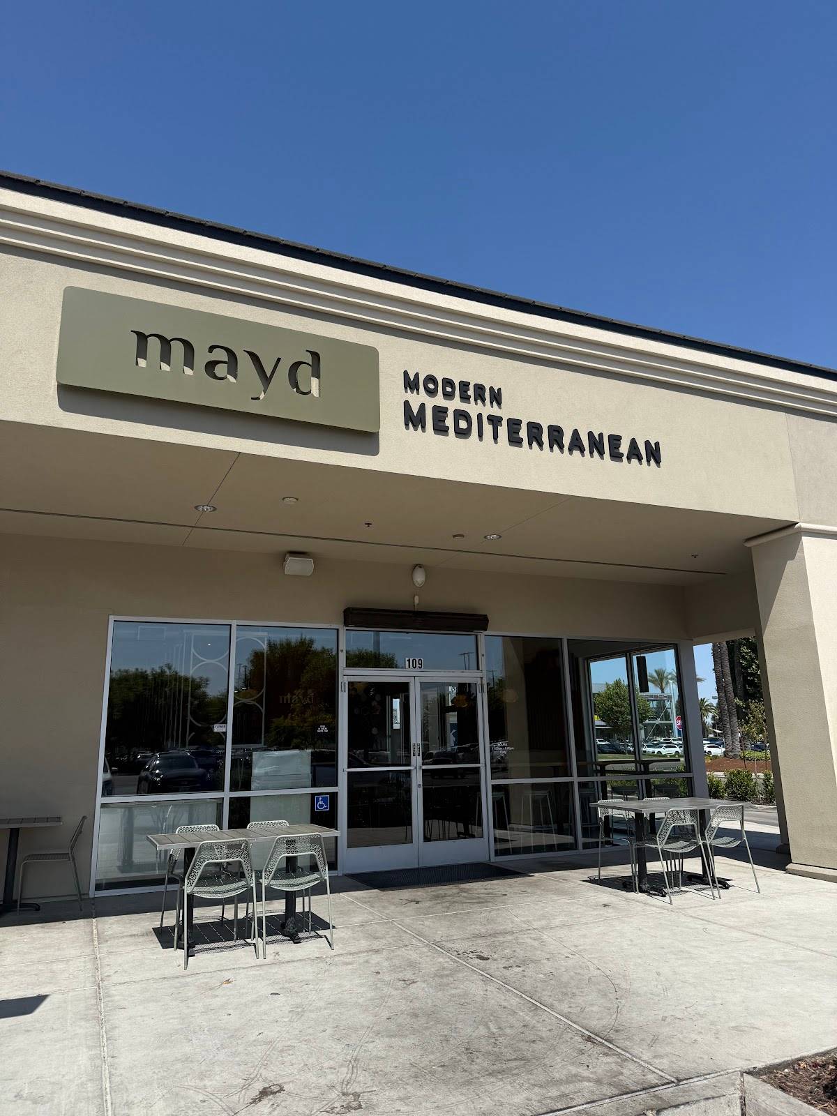 Mayd Modern Mediterranean restaurant in Fresno - photo 8