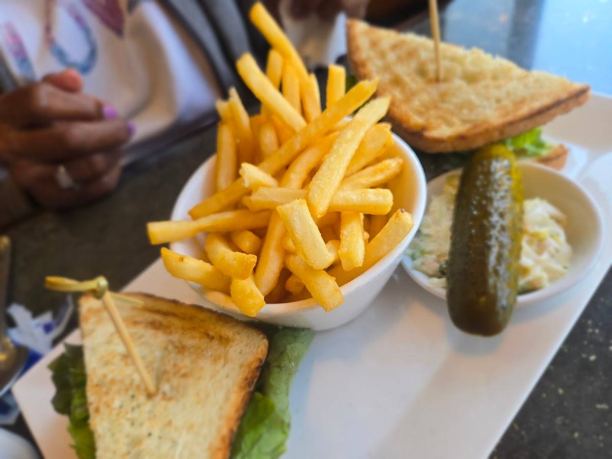 Chit Chat Diner restaurant in Hackensack - photo 3