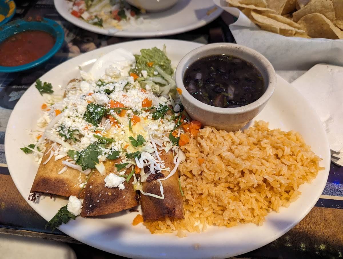 Polvos restaurant in Austin - photo 3