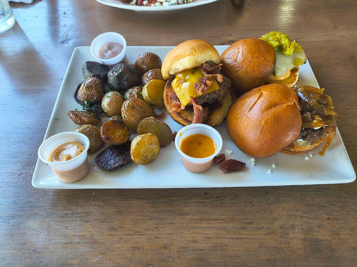 House of JuJu restaurant in Clovis - photo 3