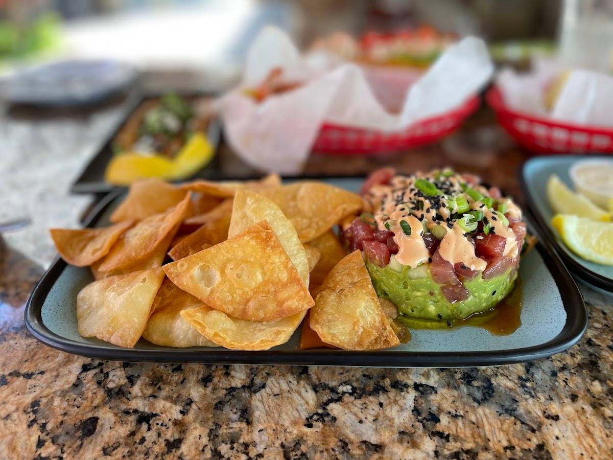 Monty's Coconut Grove - Photo 4