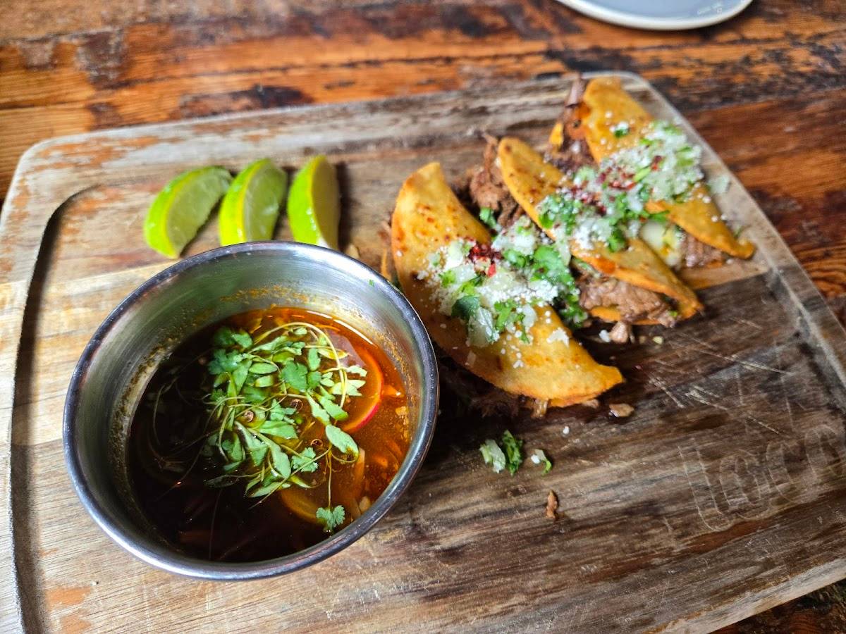 Loco Taqueria & Oyster Bar restaurant in Boston - photo 5