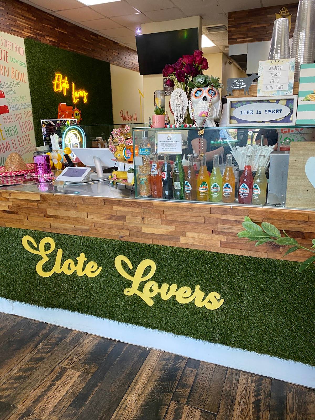 Elote Lovers restaurant in Homestead - photo 4