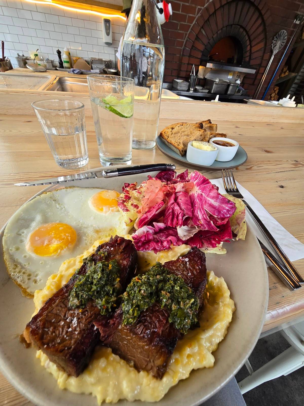 Cafe Olli restaurant in Portland - photo 9