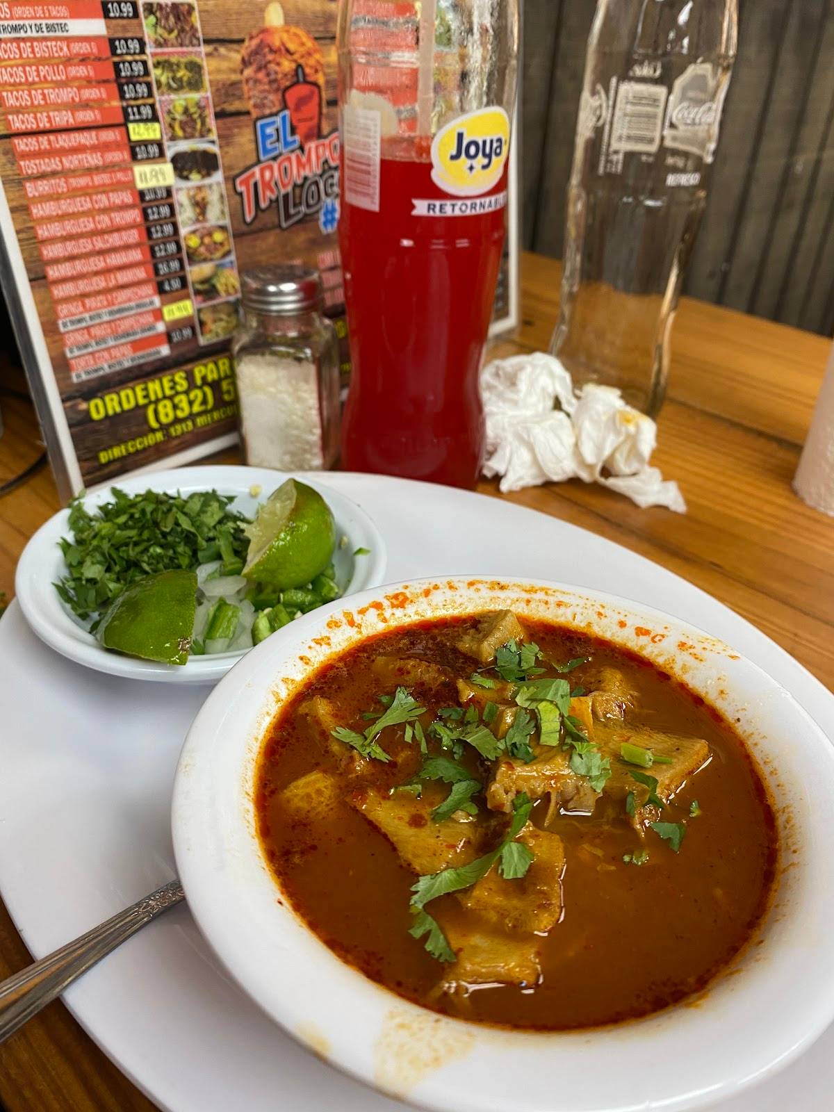 El Trompo Loco restaurant in Jacinto City - photo 10