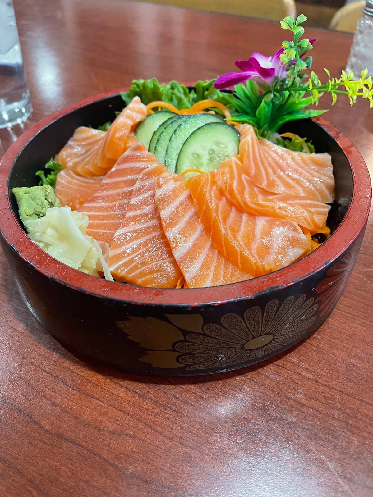 MIDORI sushi & hibachi express restaurant in New Orleans - photo 4