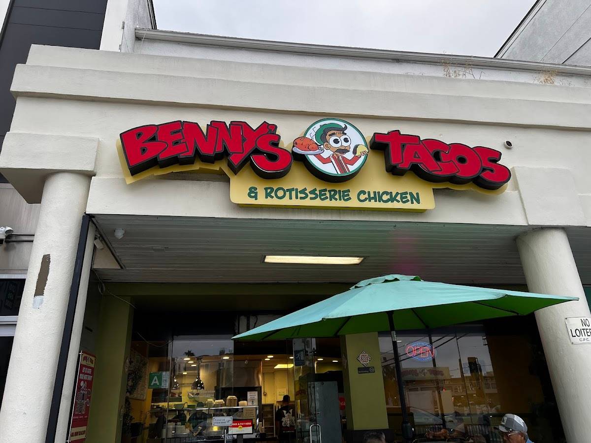 Benny's Tacos & Rotisserie Chicken in Culver City restaurant in Los Angeles - photo 6