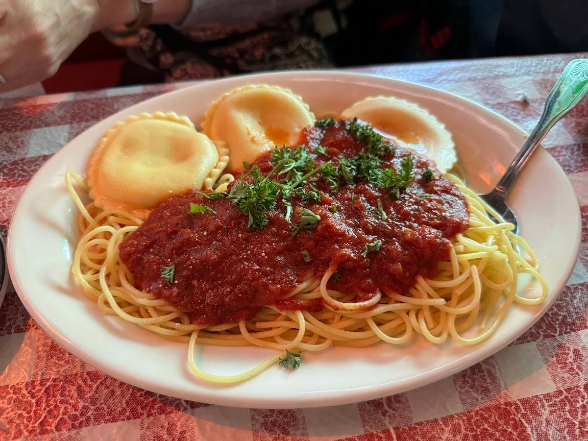 Miceli's Italian Restaurant restaurant in Los Angeles - main photo