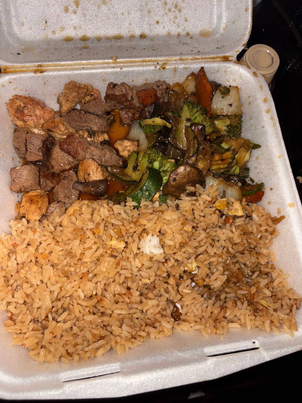 Ikura Hibachi And Sushi restaurant in New Orleans - photo 4