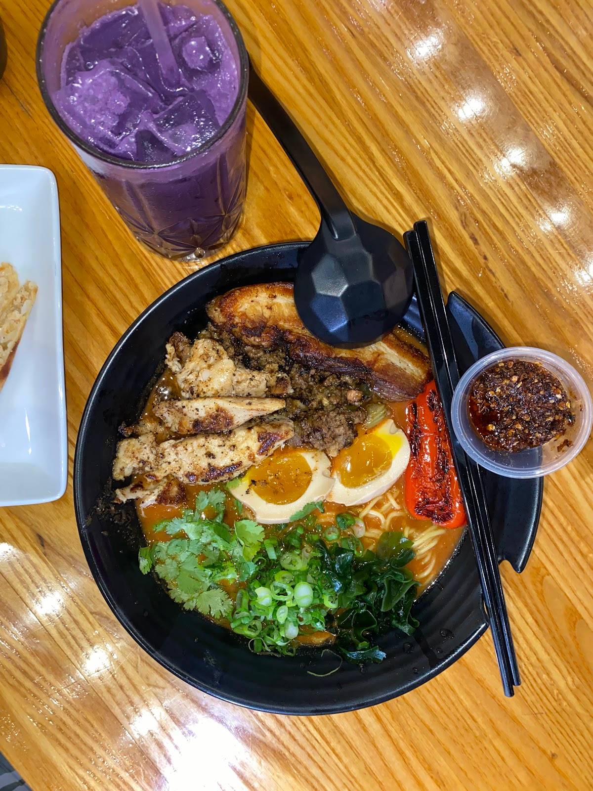 Union Ramen Bar restaurant in New Orleans - photo 4