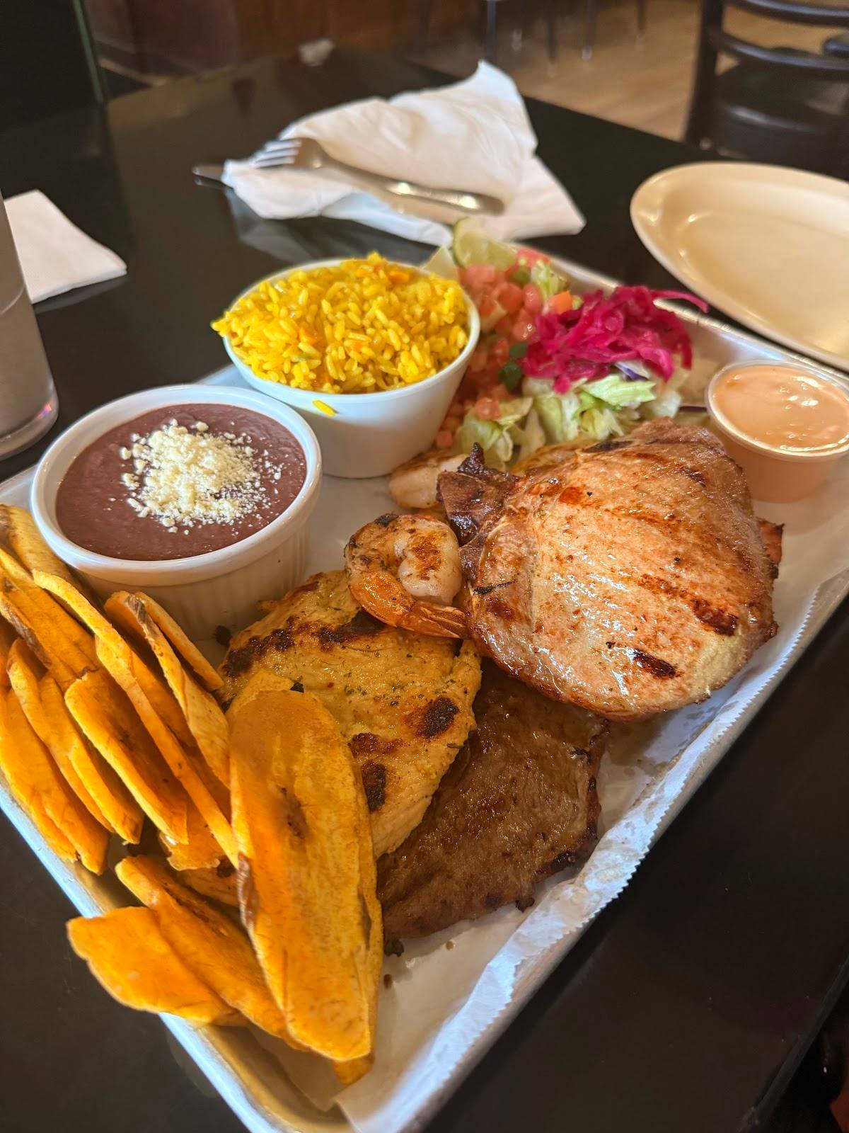 Mi Rinconcito Latino restaurant in Kenner - photo 6