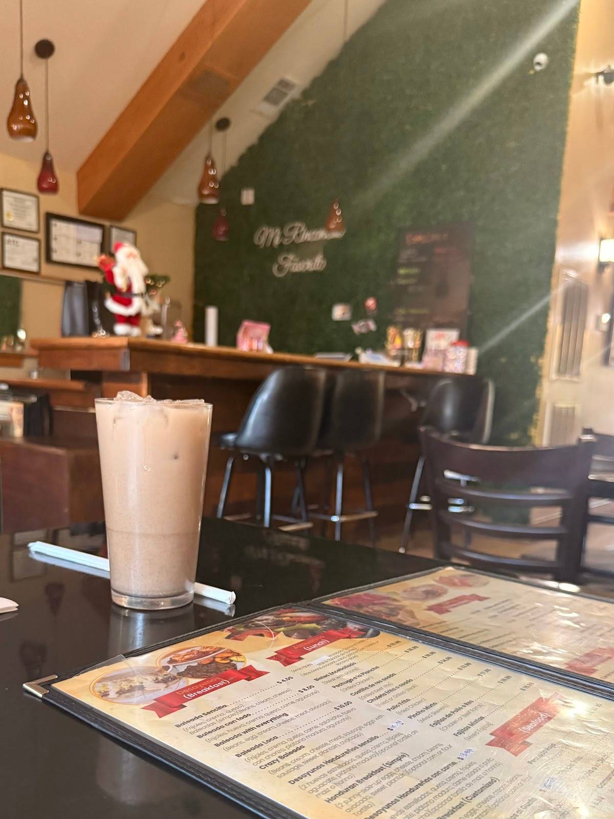 Mi Rinconcito Latino restaurant in Kenner - photo 9