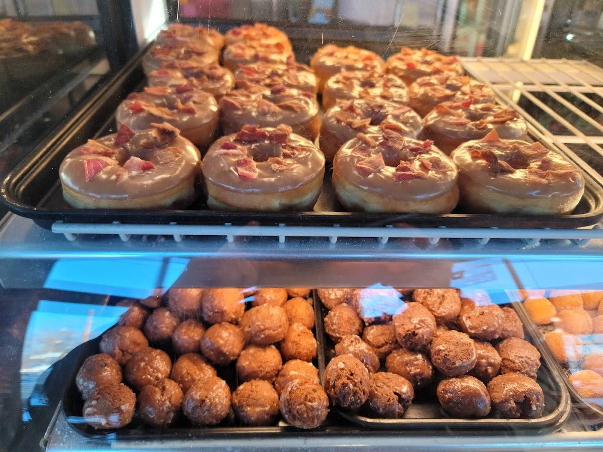 Donut Bistro restaurant in Sparks - photo 2