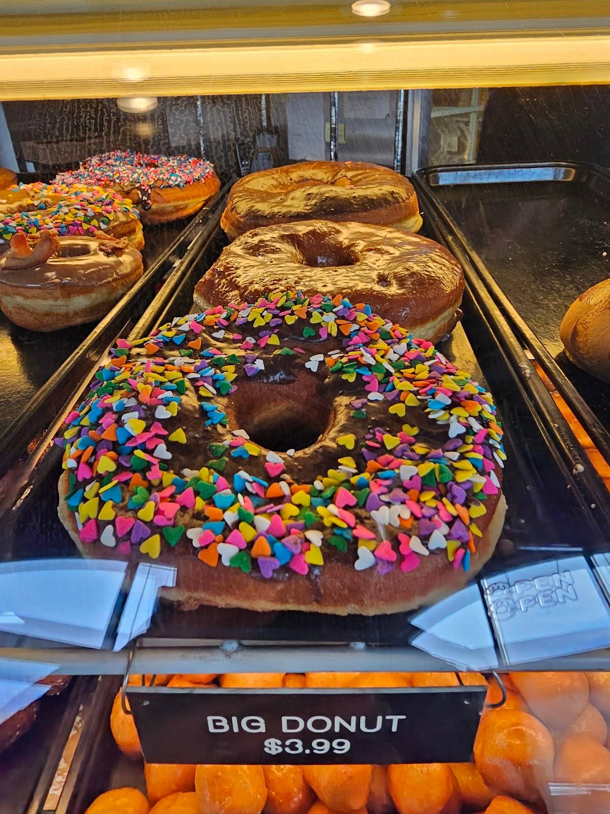 Donut Bistro restaurant in Sparks - photo 5