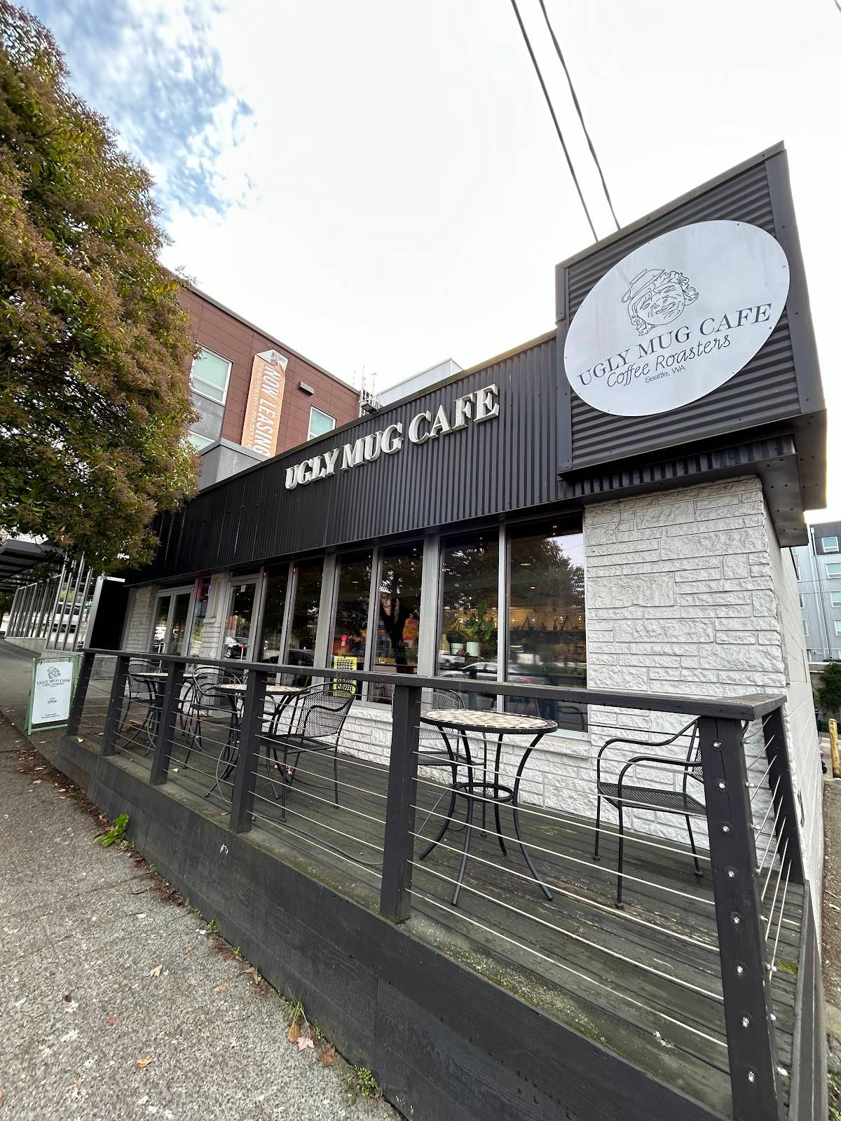 Ugly Mug Cafe restaurant in Seattle - photo 4