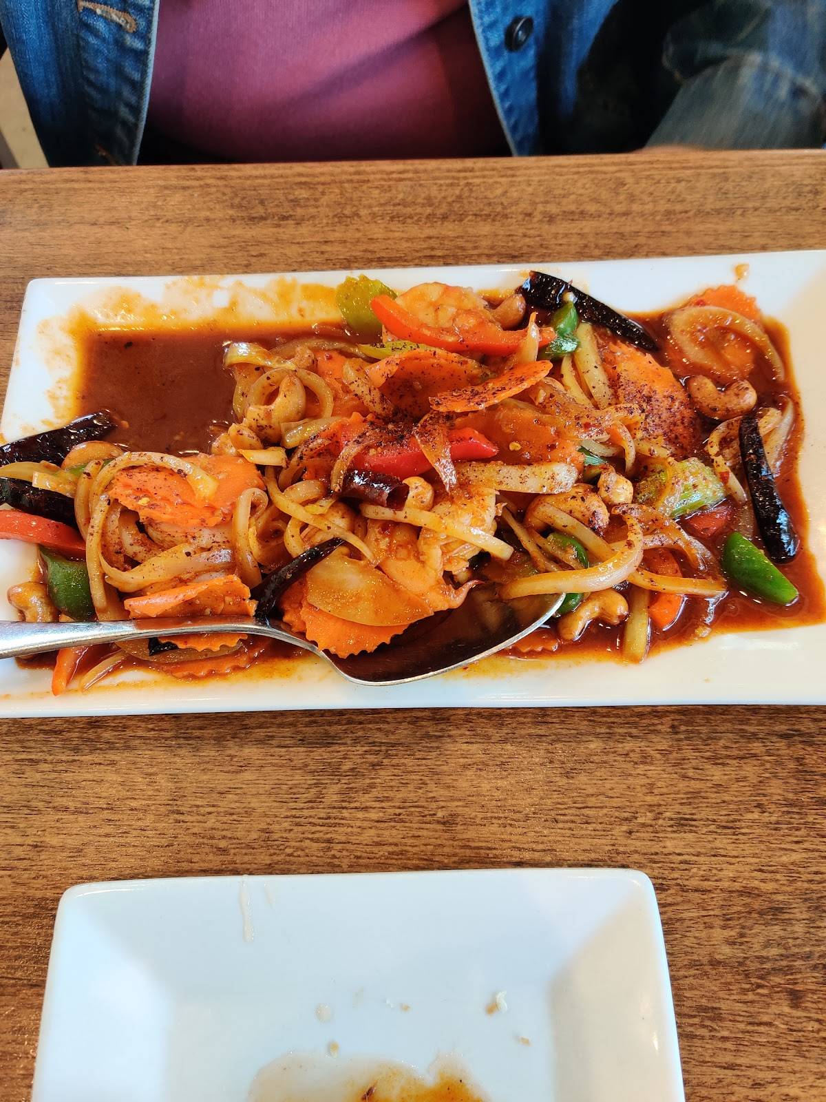 Celadon Thai Kitchen restaurant in Los Angeles - photo 5