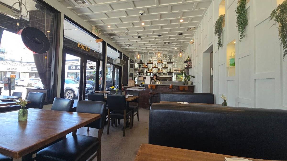Celadon Thai Kitchen restaurant in Los Angeles - photo 8
