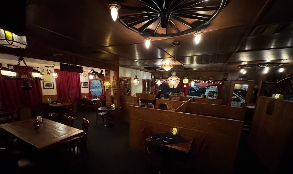 Charles Street Dinner House