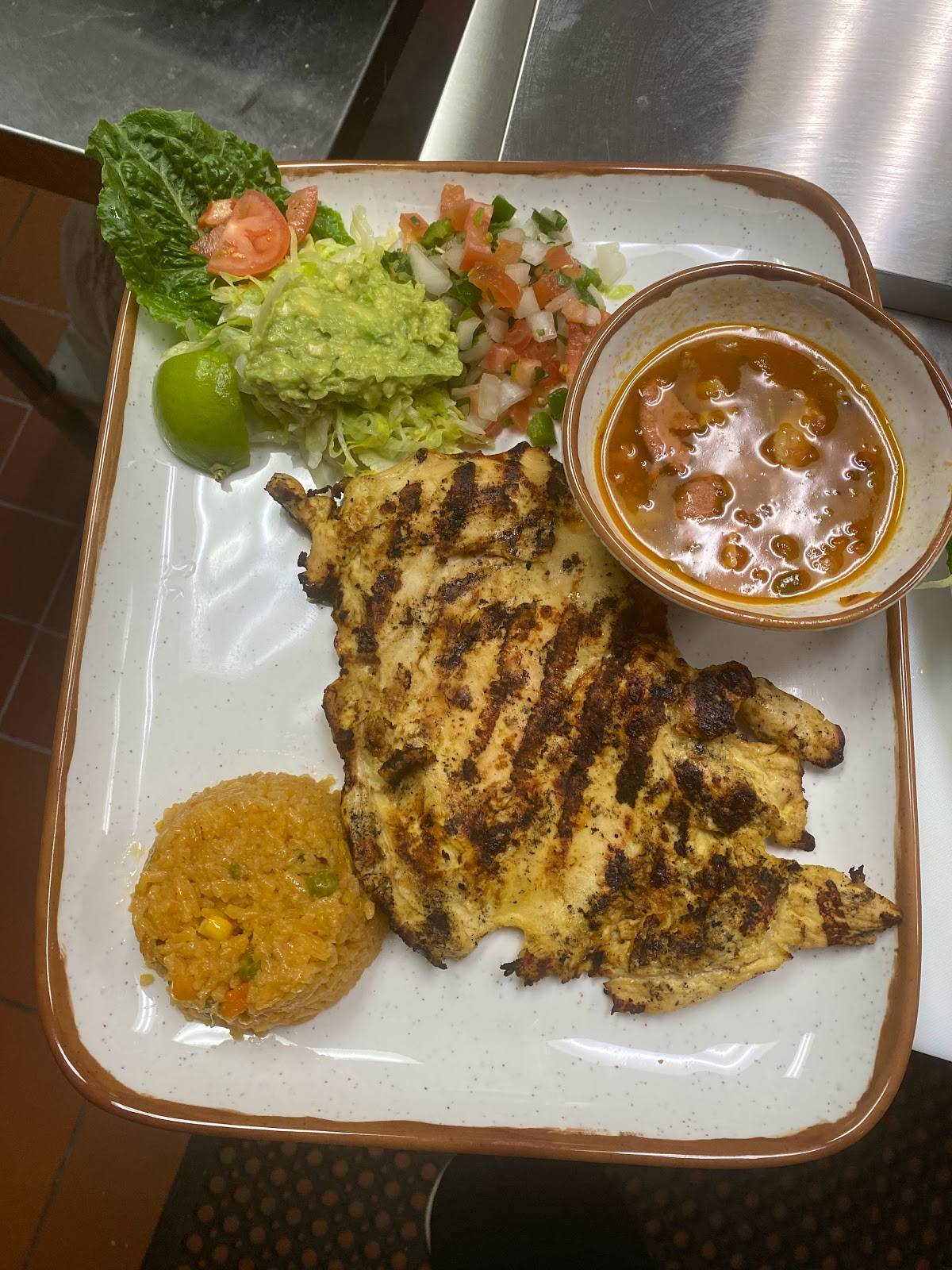 El Zarape Restaurant & Grill restaurant in Houston - photo 10