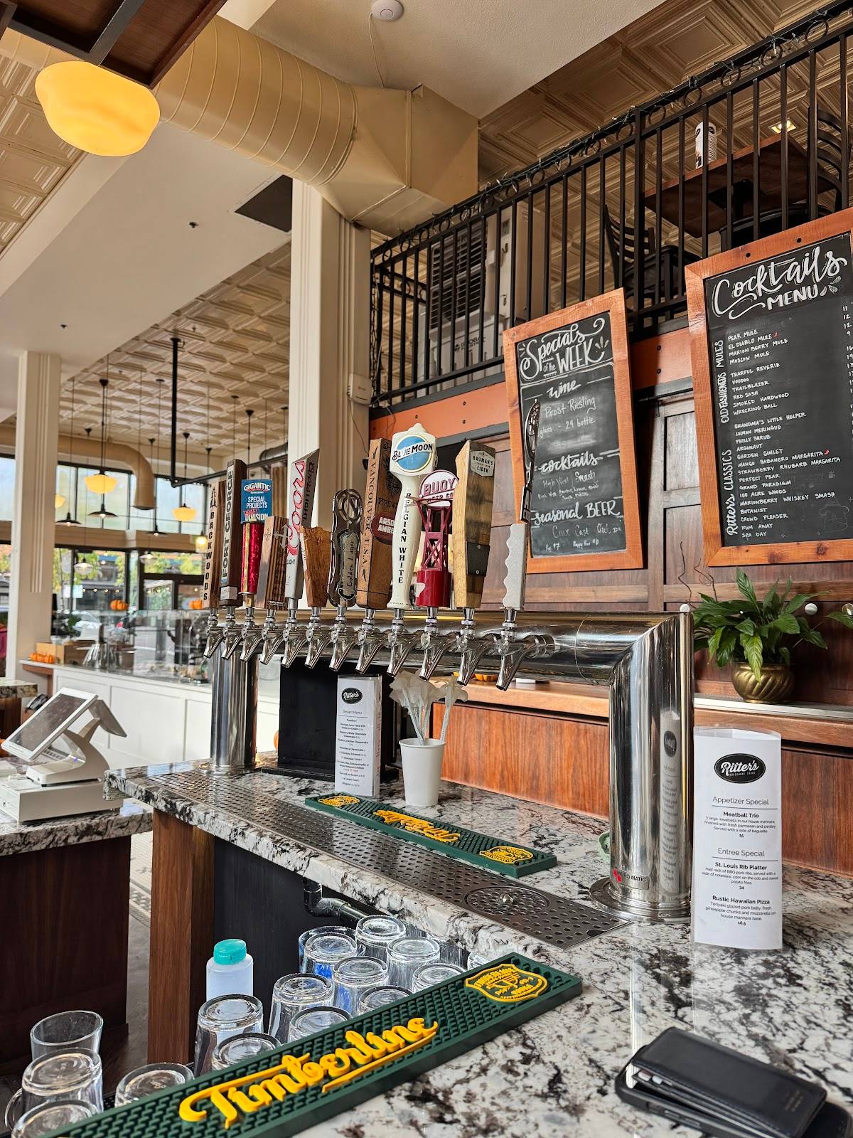Ritter's Housemade Foods restaurant in Salem - photo 3