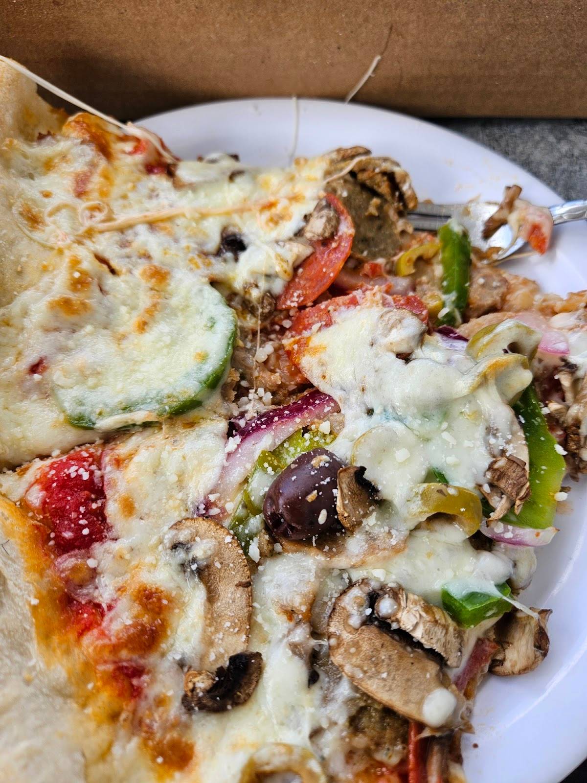 Fellini's Pizza restaurant in Atlanta - photo 10