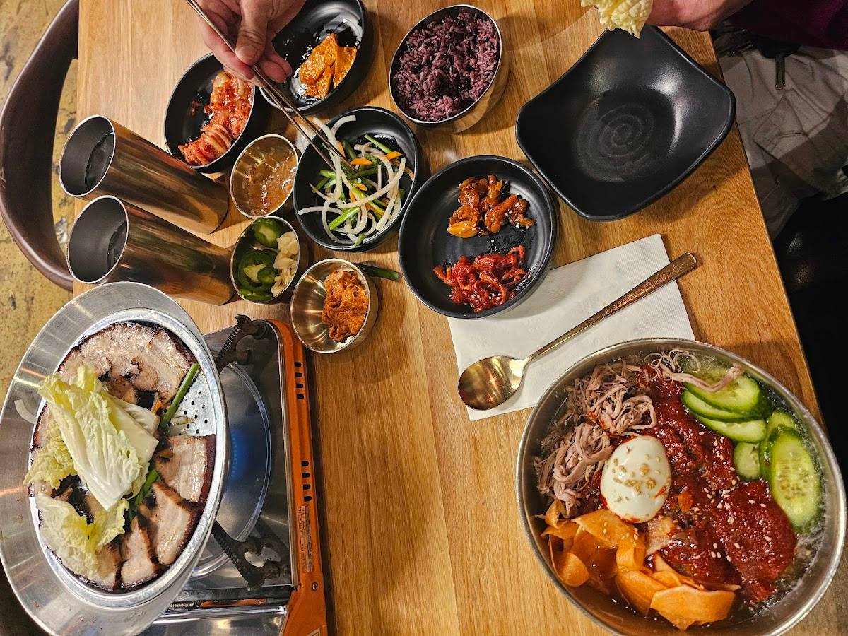 Yuk Dae Jang restaurant in Los Angeles - photo 3