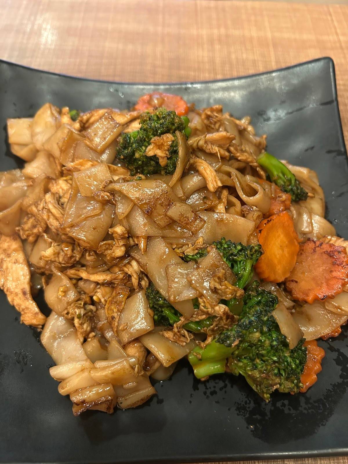 The ThongLor SF - Thai Restaurant restaurant in San Francisco - photo 7