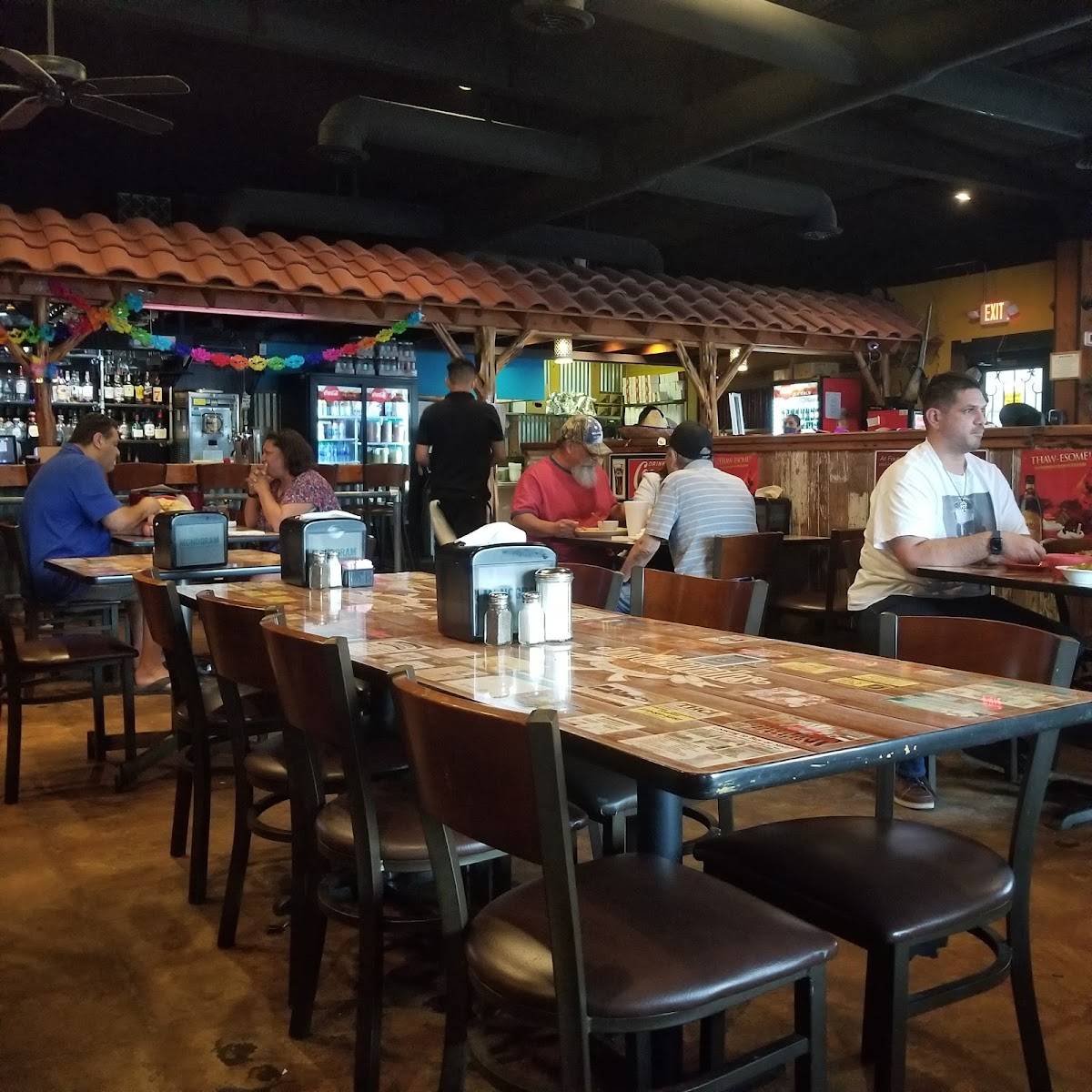 Los Generales restaurant in San Antonio - photo 5