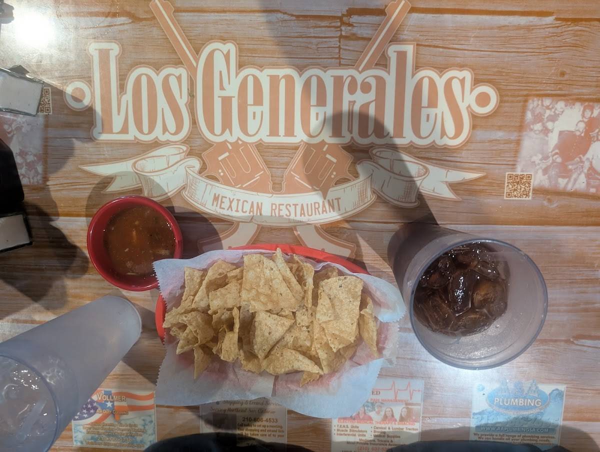 Los Generales restaurant in San Antonio - photo 7