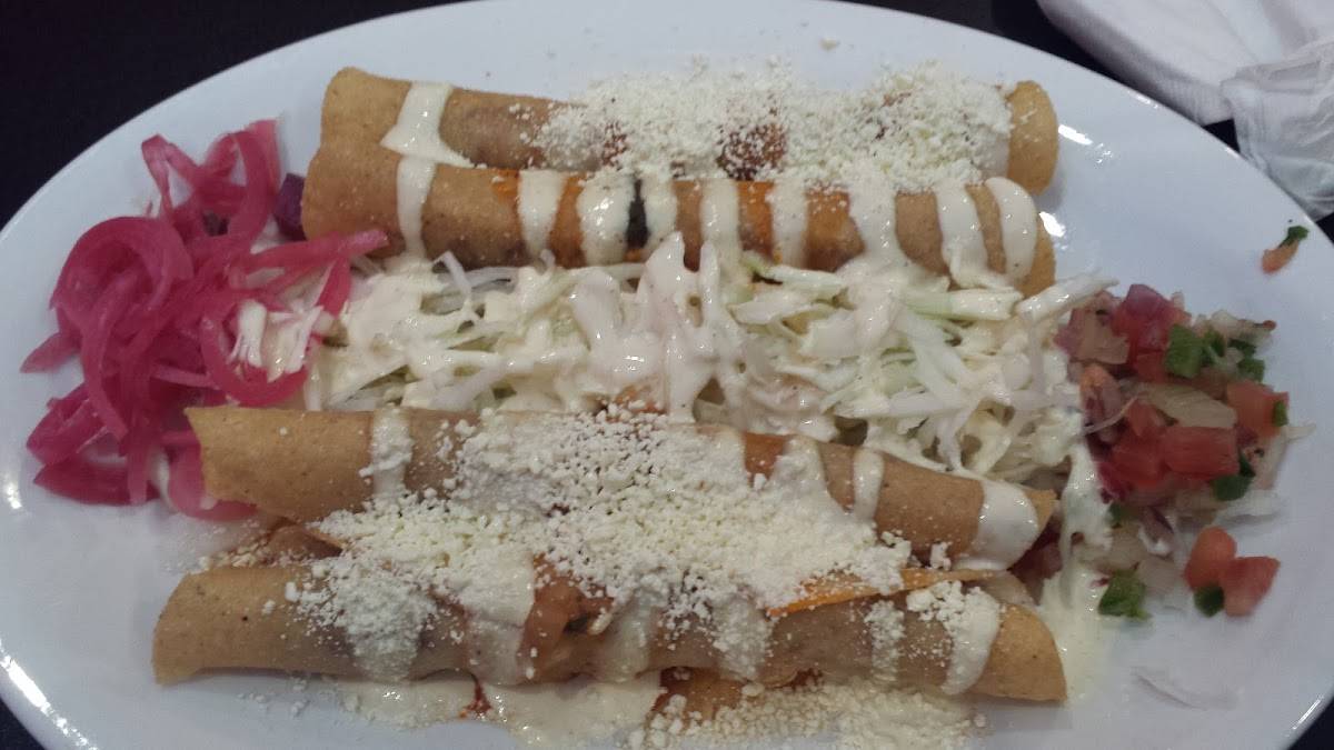 Los Catrachos Restaurant restaurant in New Orleans - photo 8