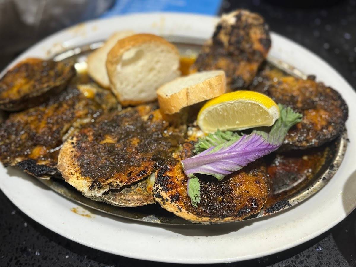 Deanie's Seafood Restaurant in the French Quarter restaurant in New Orleans - photo 7