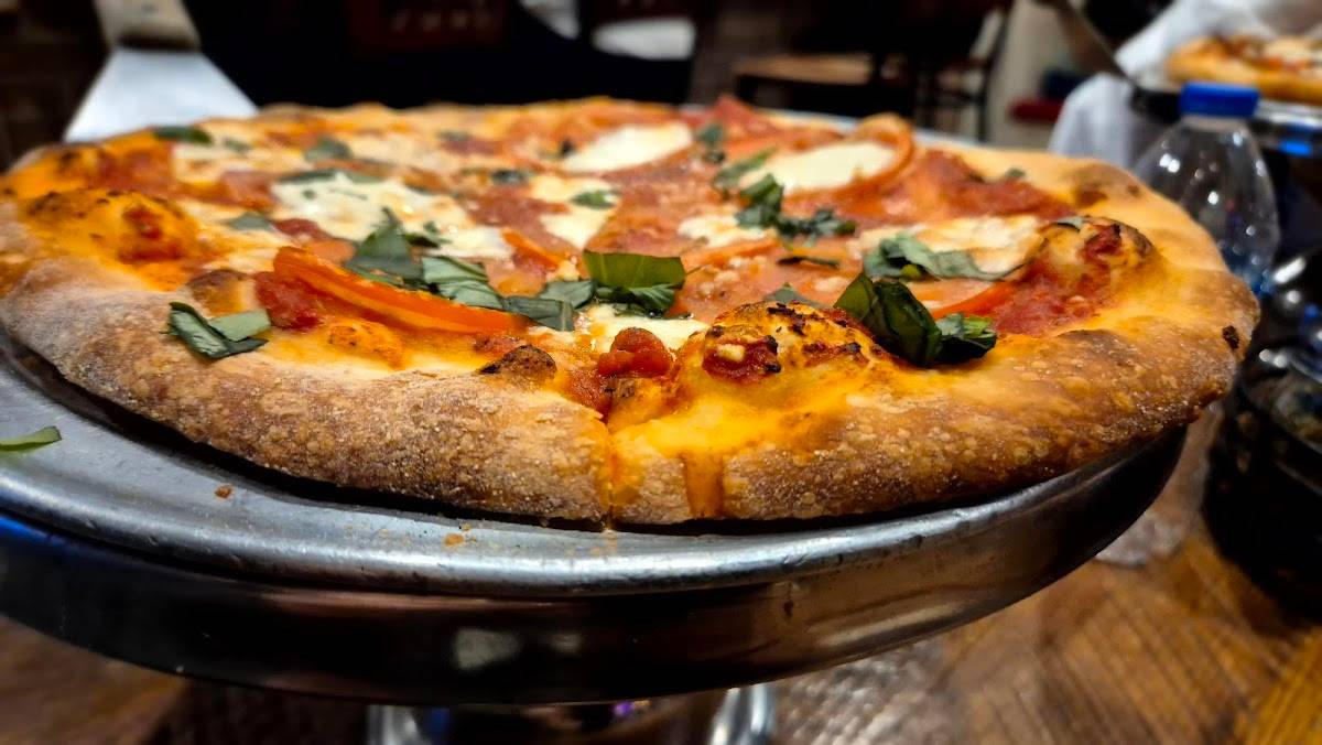 Carmelo's Pizzeria restaurant in St Augustine - photo 4