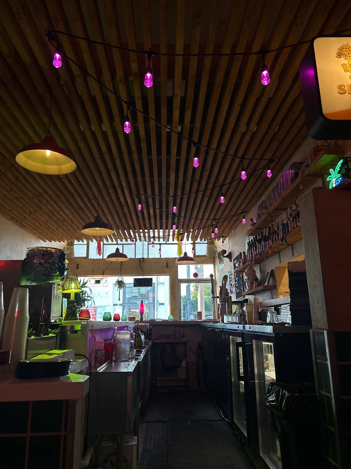 Sticky Rice on 3rd restaurant in Los Angeles - photo 10