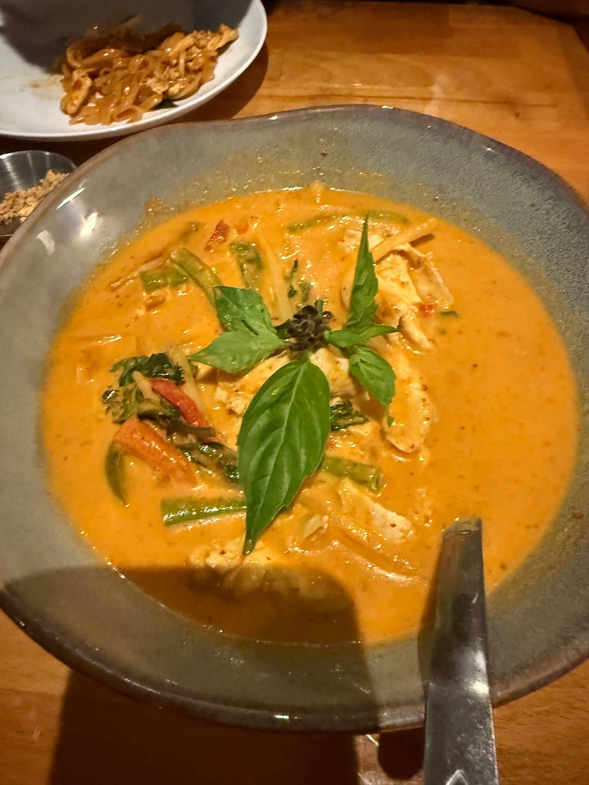 Thai Table Restaurant & bar restaurant in Houston - photo 4