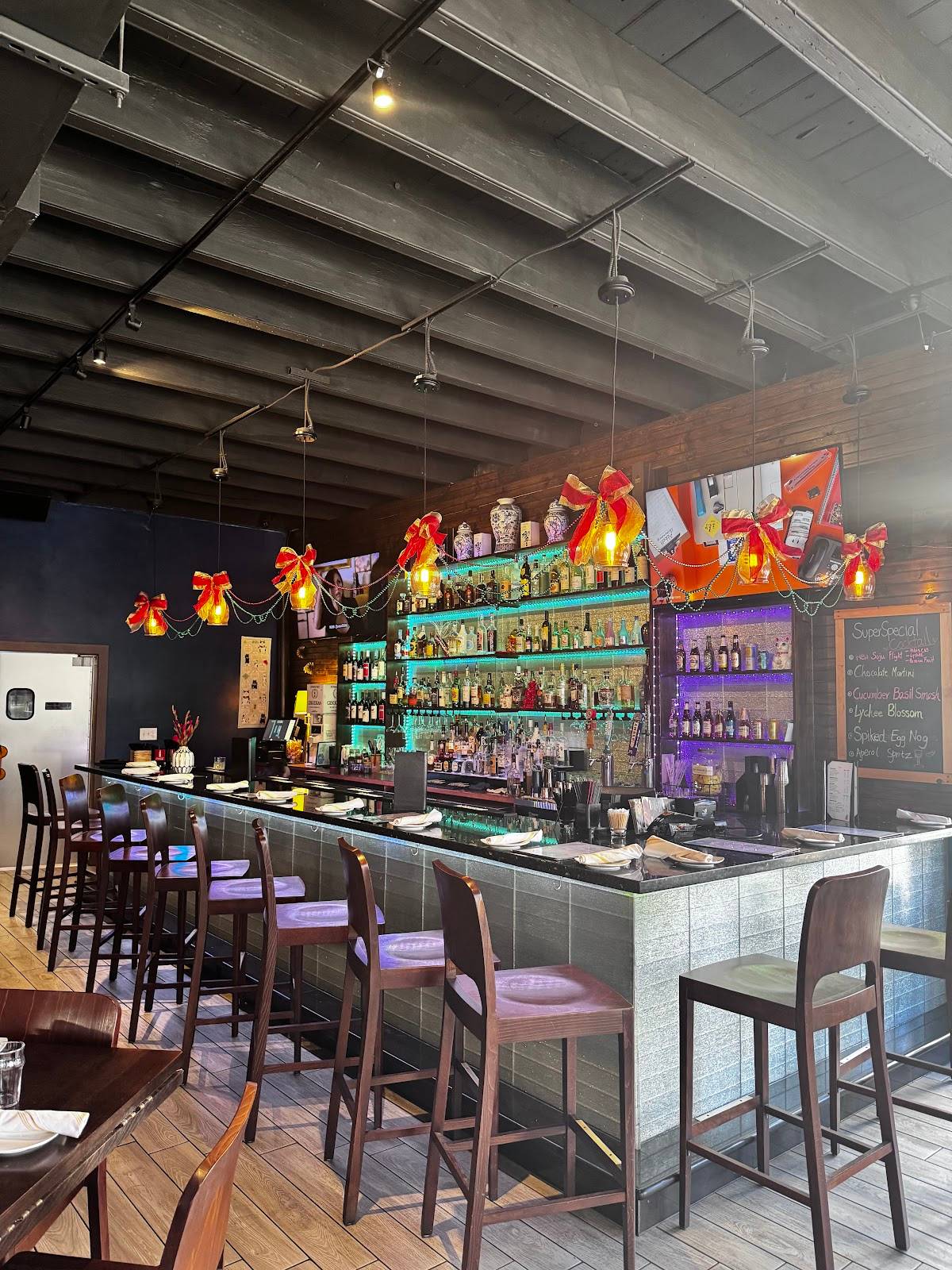 Zhang Bistro restaurant in New Orleans - photo 7