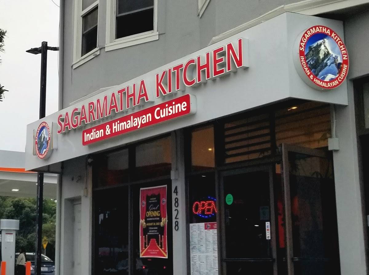 Sagarmatha Kitchen restaurant in San Francisco - photo 4
