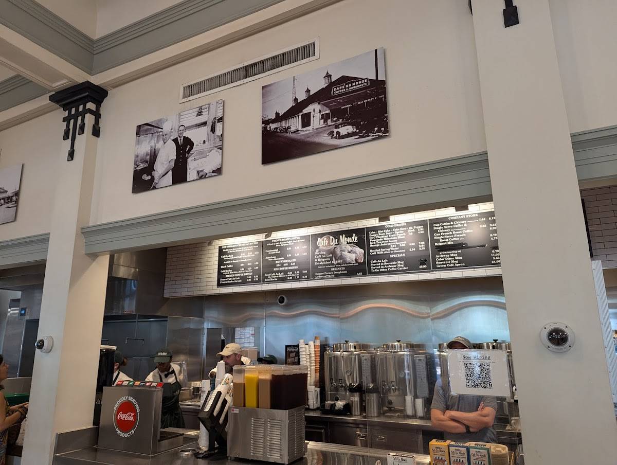 Café Du Monde – City Park restaurant in New Orleans - photo 5