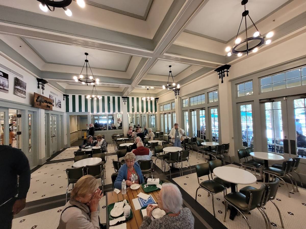 Café Du Monde – City Park restaurant in New Orleans - photo 6