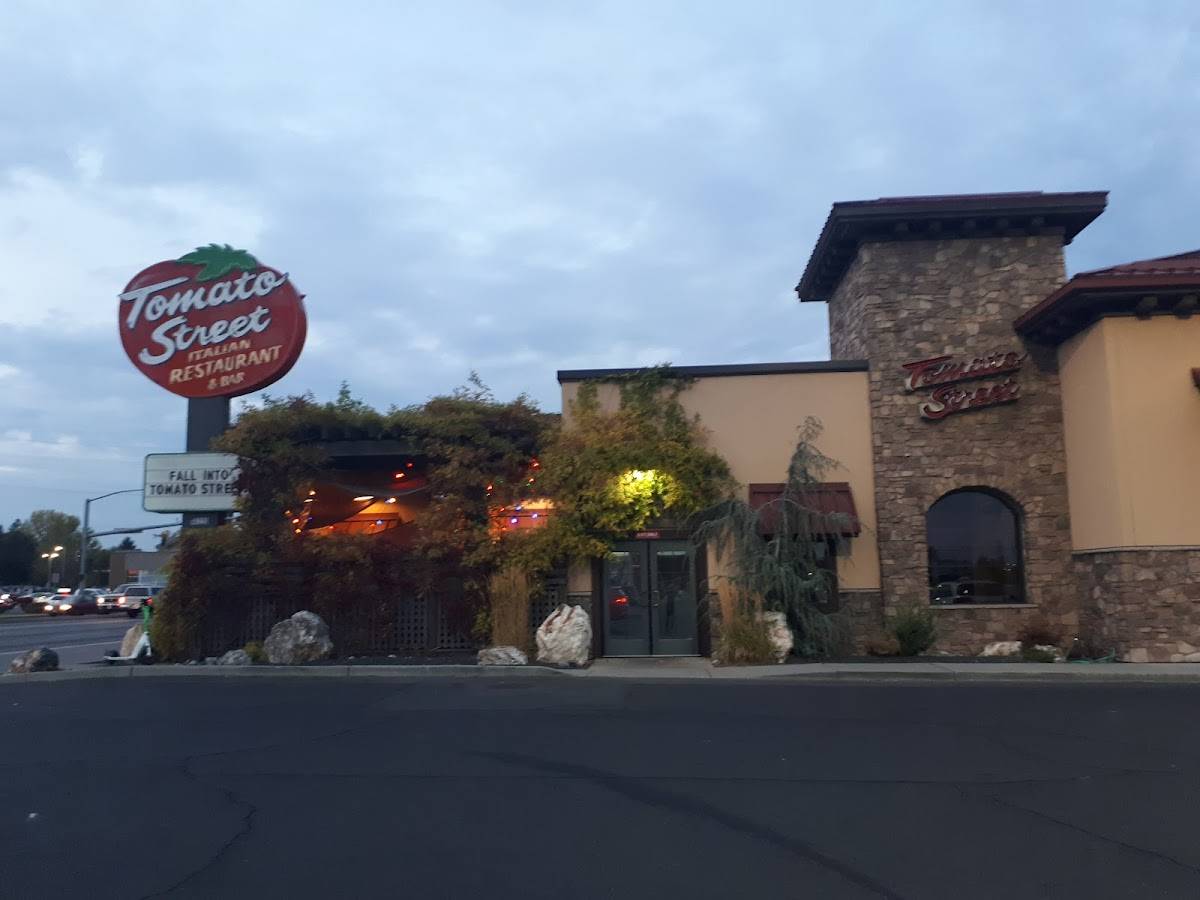 Tomato Street North Division restaurant in Spokane - photo 3